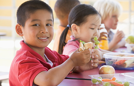 Kids Eating Lunch